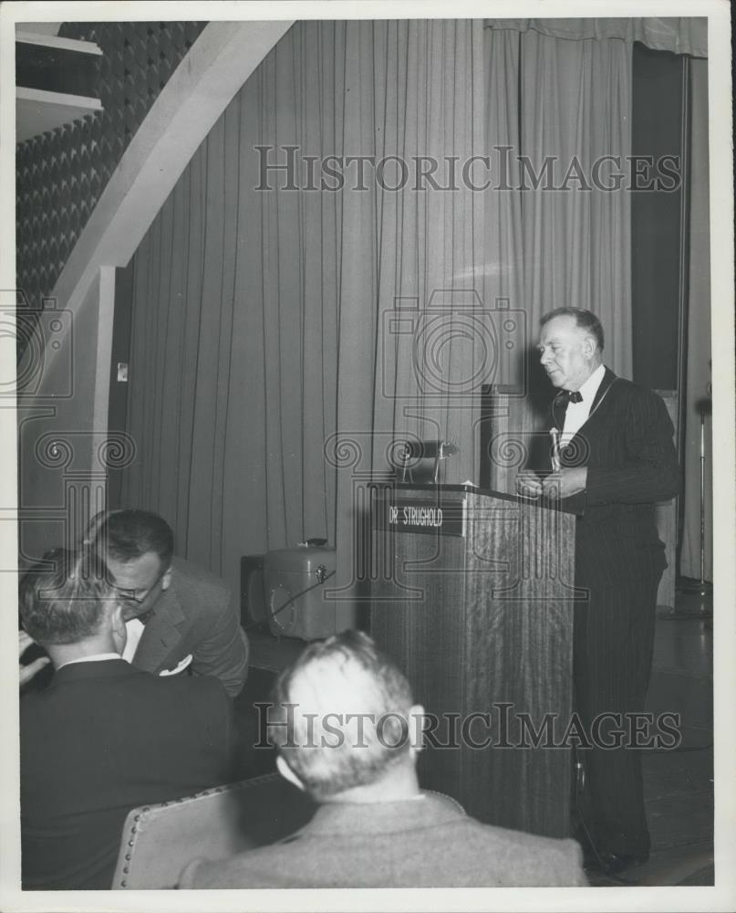 1956 Press Photo Dr. Hubertus Strongold - Historic Images