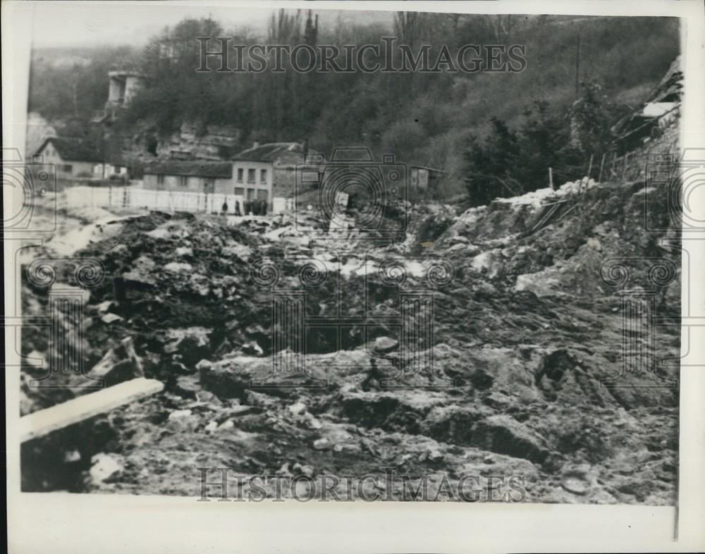 1964 Press Photo Landslide on Banks of the Mosel River - Historic Images