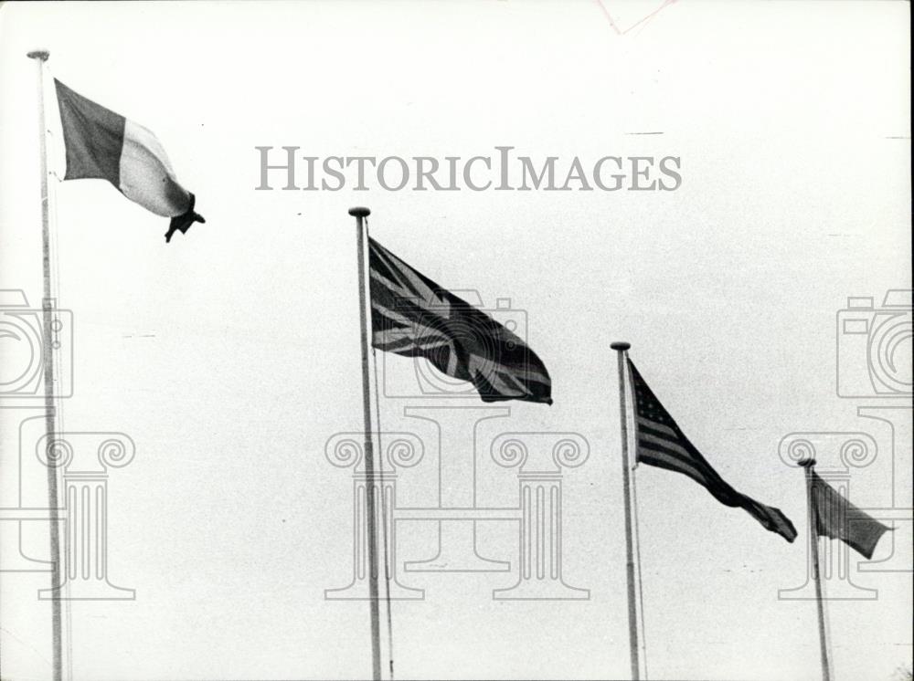 1958 Press Photo Allied flags in Berlin,Germany - Historic Images