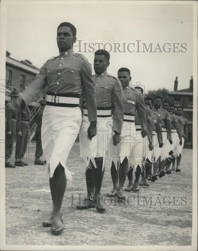 1953 Press Photo Colonial Coronation contingent at the Royal Artillery Depot - Historic Images