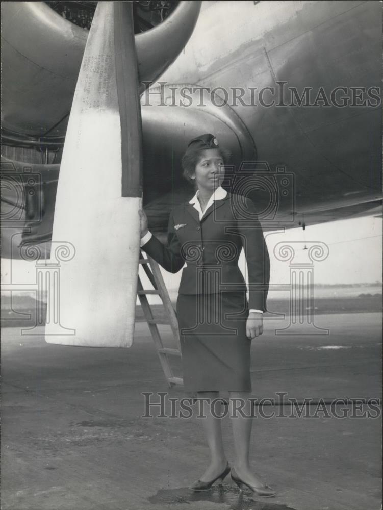 1960 Press Photo Douala Bell,First Black Air Hostess hired By French Air Company - Historic Images