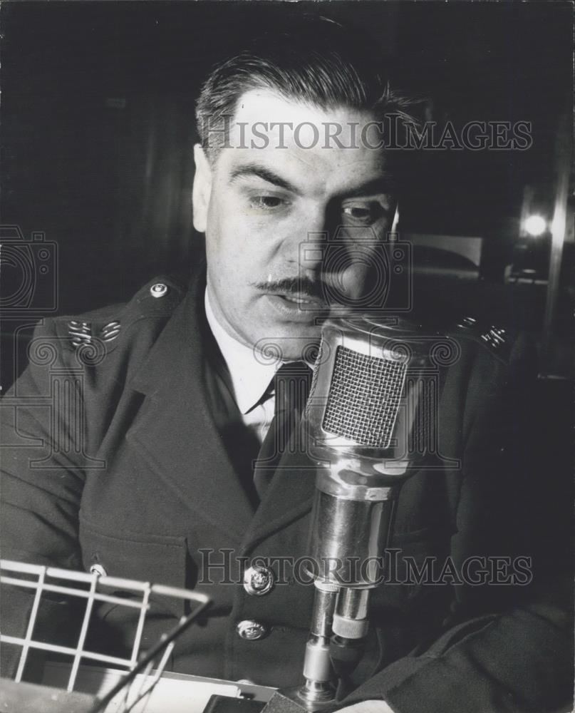 Press Photo Broadcasting, Information Room, Scotland Yard - Historic Images