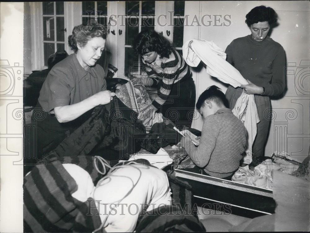 Press Photo Refugees - Historic Images