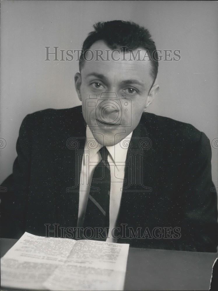 1969 Press Photo French Presidential Candidate Michel Rocard - Historic Images