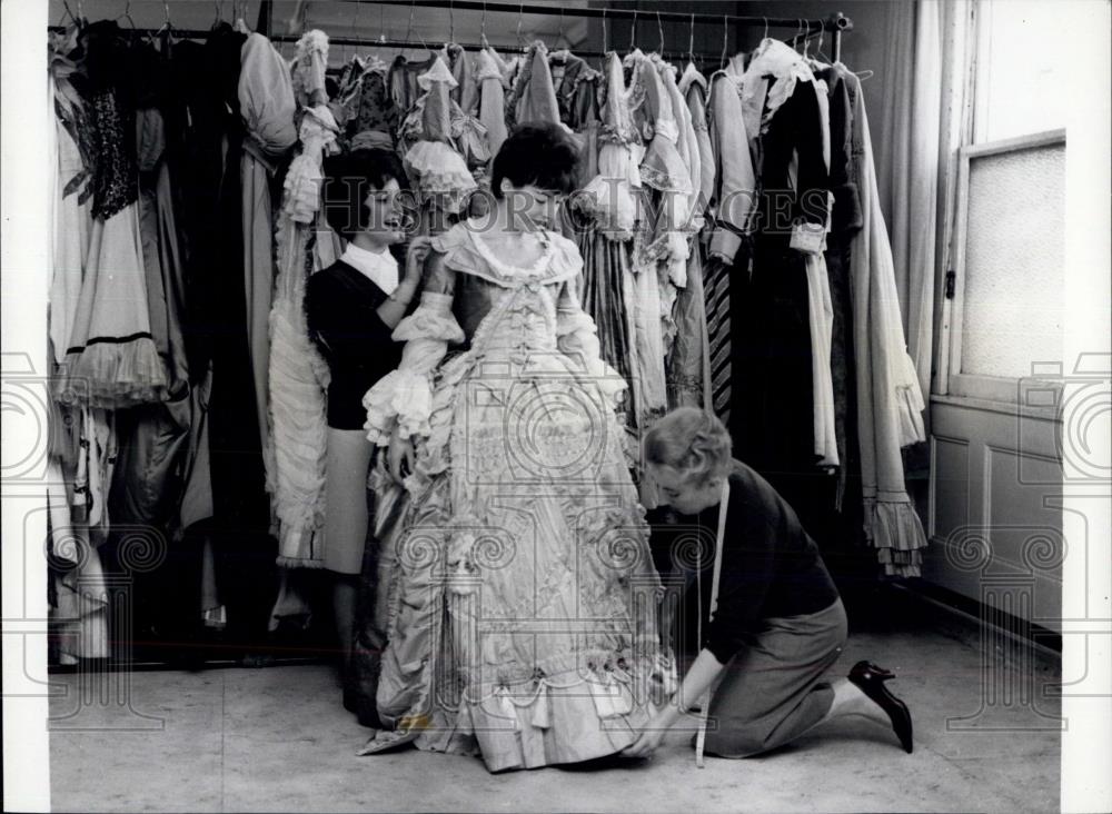 Press Photo Traditional costumes - hundreds of them - are kept in stock - Historic Images