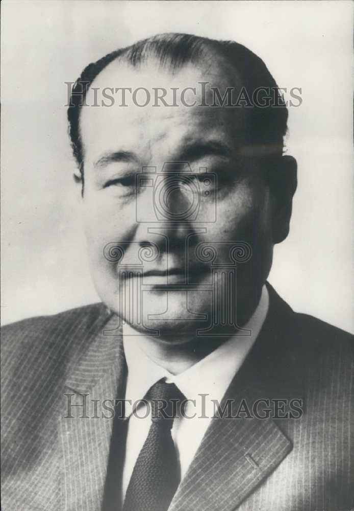 1975 Press Photo Mr Hideo Kitahara, new Japanese ambassador to France - Historic Images