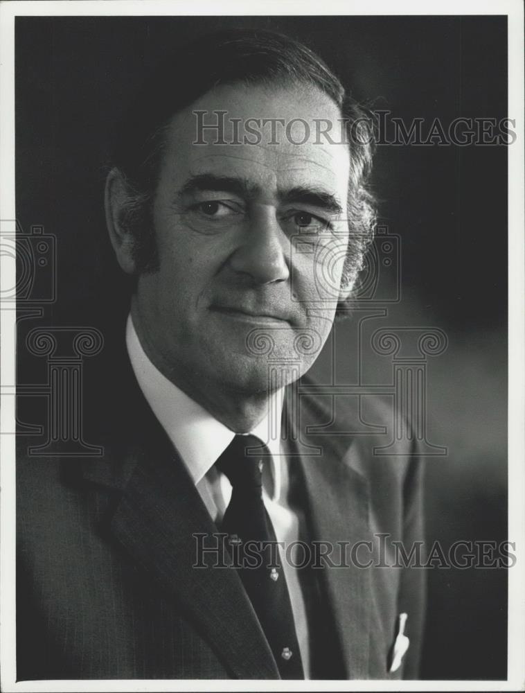 Press Photo Sir Brian Flowere FRS. British atomic energy bon - Historic Images