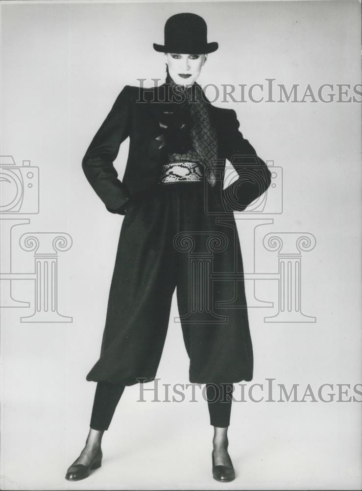 1980 Press Photo Lanvin Ensemble &quot;Othello&quot; for the Fall and Winter - Historic Images