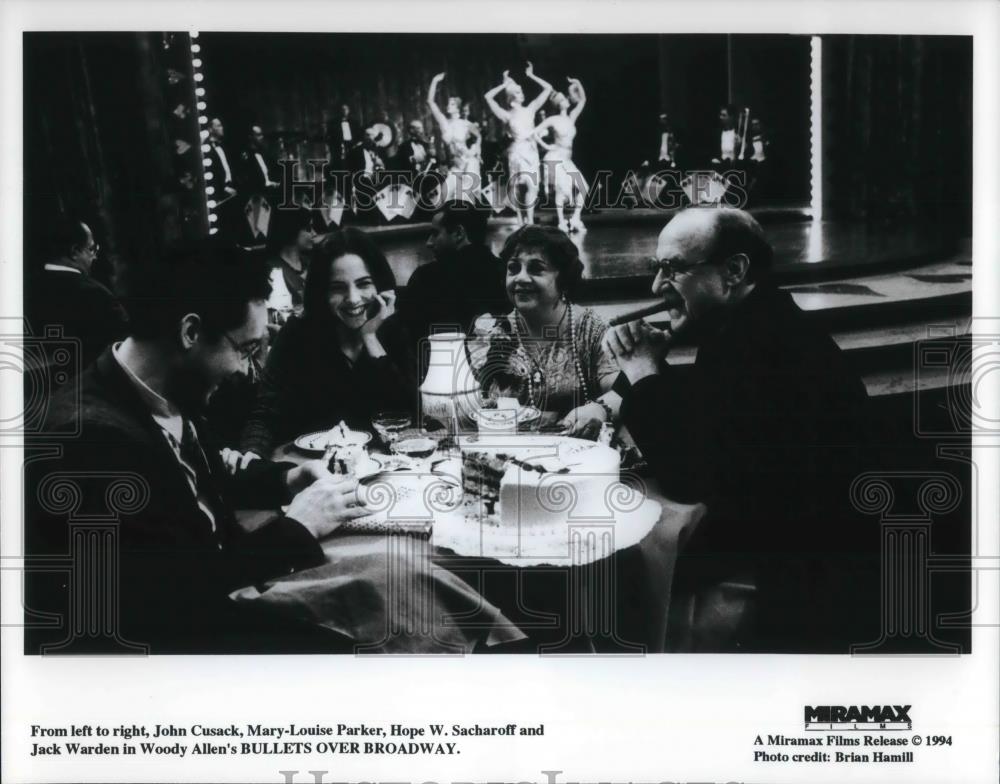 1994 Press Photo John Cusack, Mary-Louise Parker in Bullets Over Broadway - Historic Images