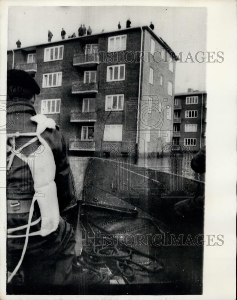 1962 Press Photo Worst ever floods in Hamburg - Historic Images