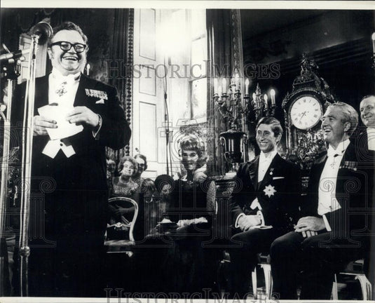 1969 Press Photo Prince of Wales Watches Comedian Harry Secombe - Historic Images