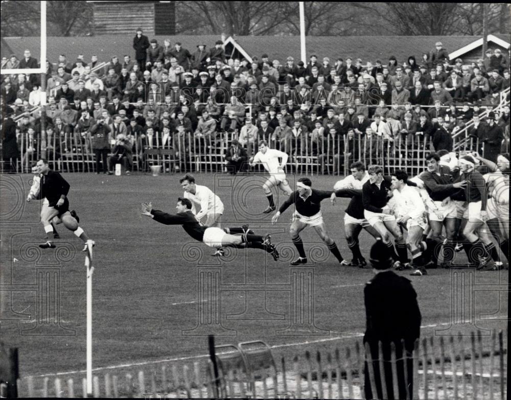 1969 Press Photo Demonstrators fail to Mar Springboks match - Historic Images