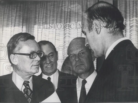 1971 Press Photo Karl Schiller and Giscard d'Estaing at Brussels Conference - Historic Images