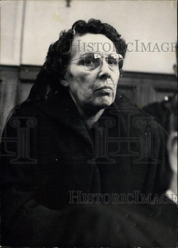 1954 Press Photo Marie Besnard accused of poisoning 6 people to death - Historic Images