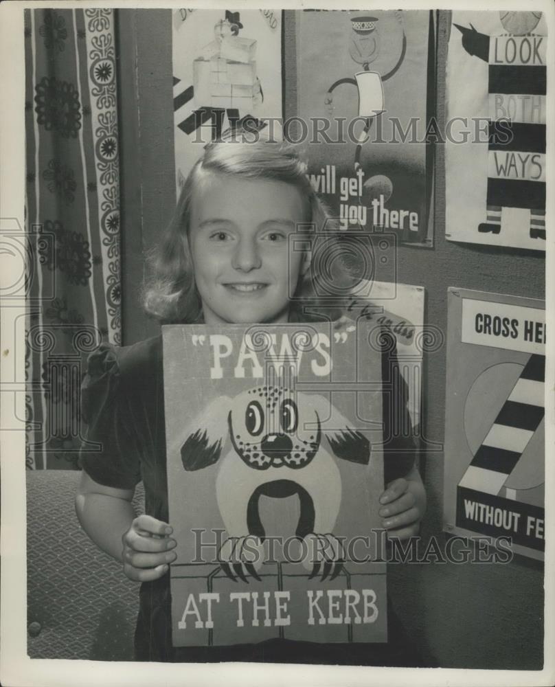 1954 Press Photo Rosemary Rennie Wins Road Safety Poster Contest - Historic Images