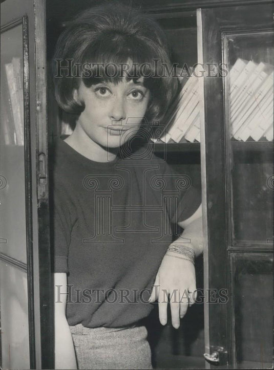 Press Photo Cecile Arnaud - Historic Images