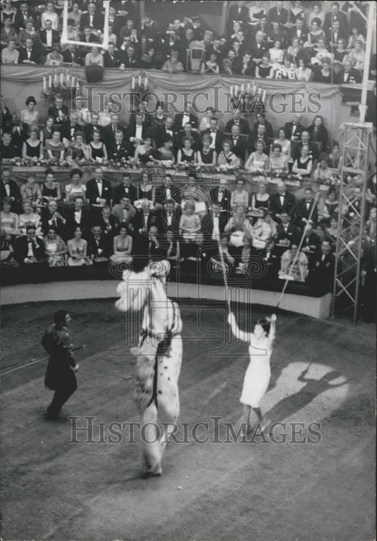 1963 Press Photo Gina Lollobrigida at the Cirque d'Hiver - Historic Images