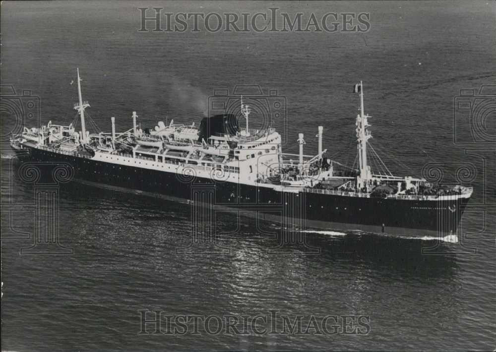 1953 Press Photo Ship &quot;Ferdinand-de-Lesseps&quot; arrives in Marseille from Naples - Historic Images