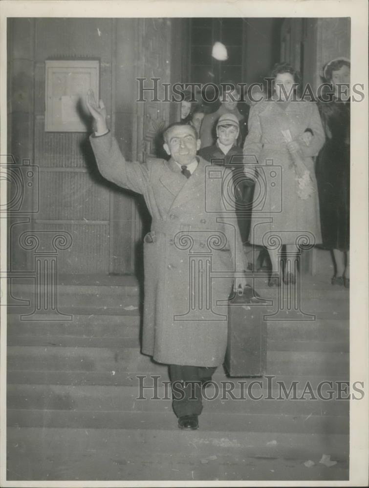 1953 Press Photo War Criminal Jakob Rauen - Historic Images