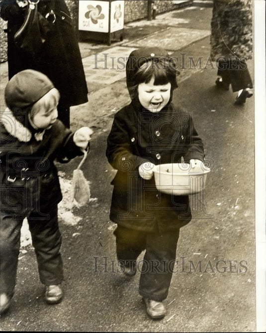 Press Photo Crown Prince Frederik & Prince Gustav of Denmark - Historic Images