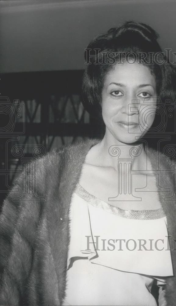 1965 Press Photo Alba Grinan, 39th new Cuban Ambassador to London - Historic Images