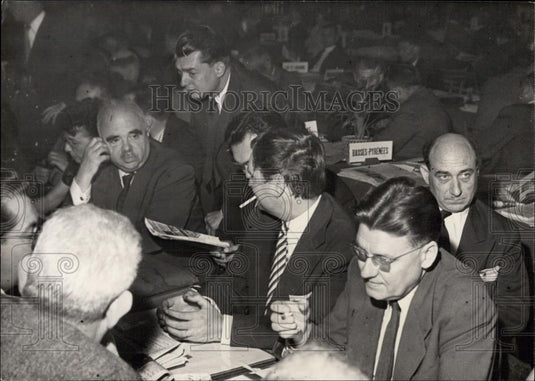 1958 Press Photo Three socialist leaders seen at the congress in France - Historic Images