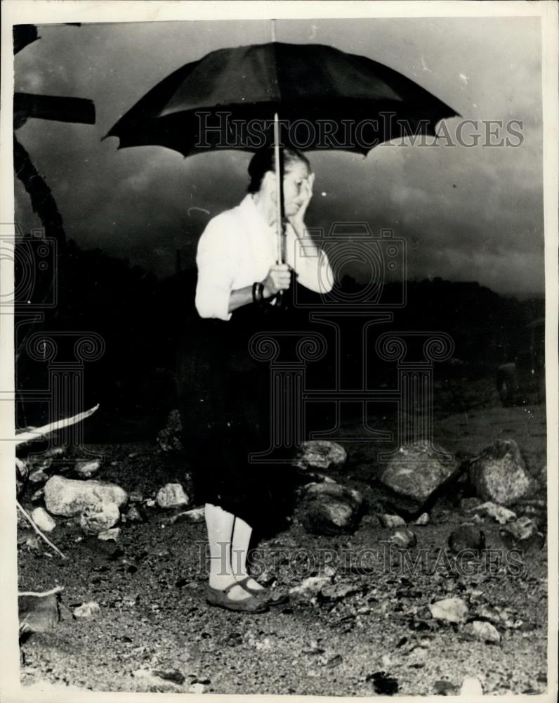 1953 Press Photo Severe floods in Southern Italy Victims - Historic Images