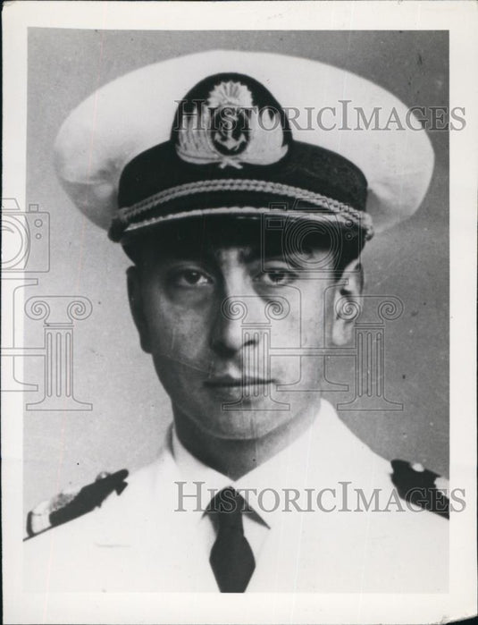 Press Photo Man in Uniform - Historic Images