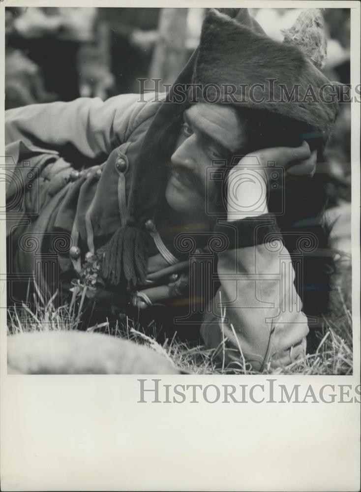 Press Photo One of the common medieval foot-soldiers.Medievil re-enactment - Historic Images