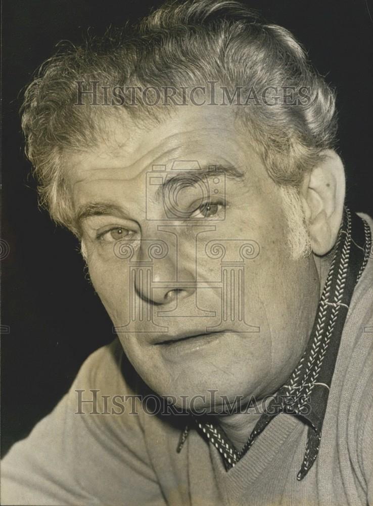 Press Photo Jean Amadou - Historic Images