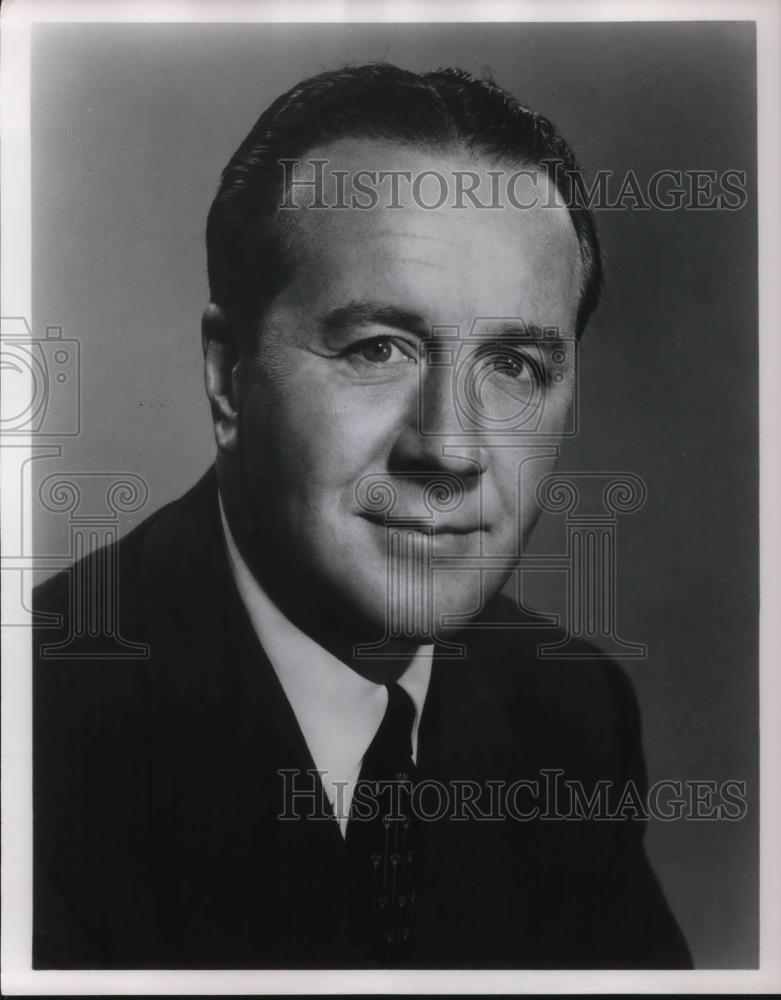 1954 Press Photo Leonard Firestone, President of Firestone Tire &amp; Rubber Co - Historic Images