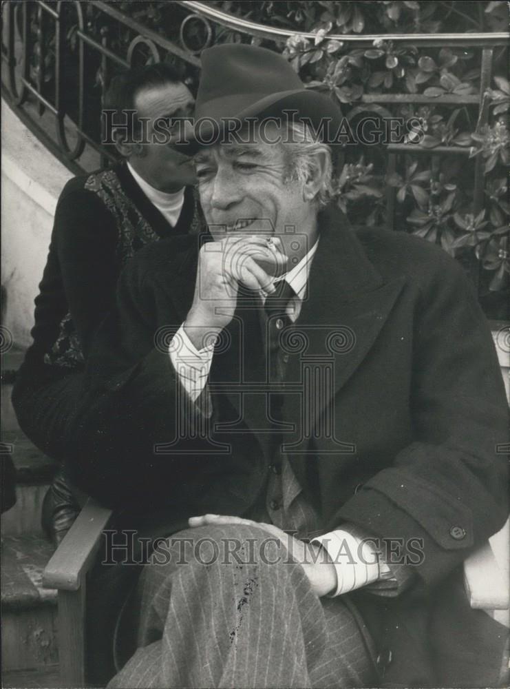 1976 Press Photo Anthony Quinn During the Filming of "Bluff" - Historic Images