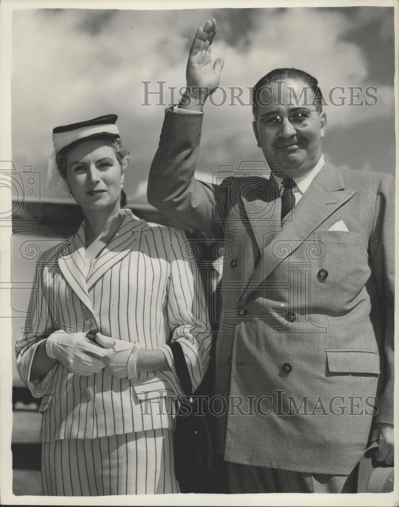 1956 Press Photo Portuguese Foreign Minister ,Dr. Paulo Cunha and wife - Historic Images