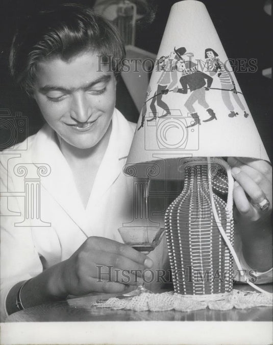 1956 Press Photo "Brandy lamp" a novelty - Historic Images