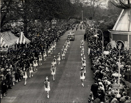 1966 Press Photo Majorettes in London's Easter Parade in Battersea Park - Historic Images