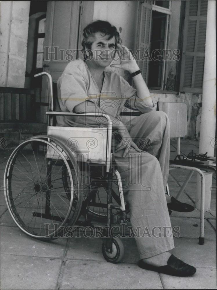 1971 Press Photo Daniel Gelin Recovering in Tel-Aviv - Historic Images