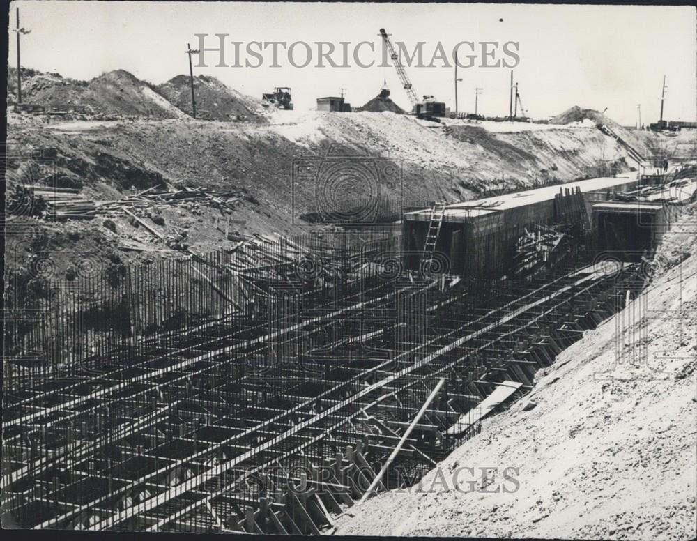 1963 Press Photo Thermoelectric Power Station construction in Cuba - Historic Images