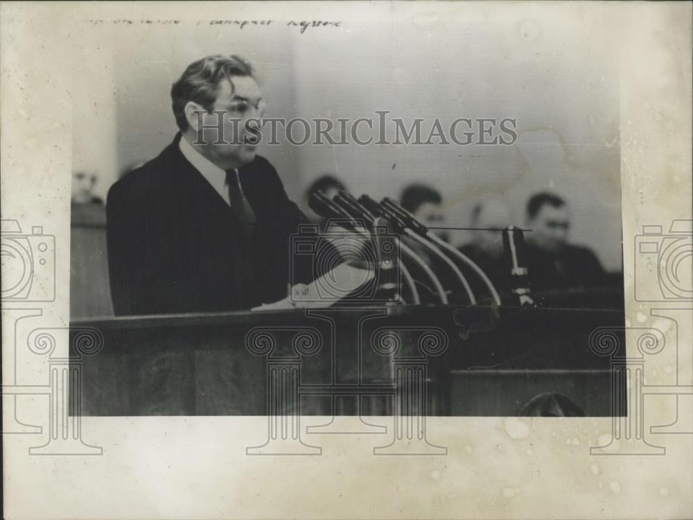 1957 Press Photo Soviet Minister Foreign Affairs Schepilov Giving Address - Historic Images