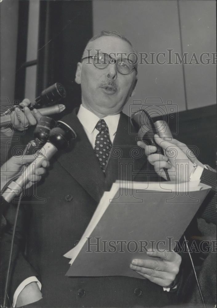 1958 Press Photo French Cabinet Crisis,M. Rene Pleven - Historic Images