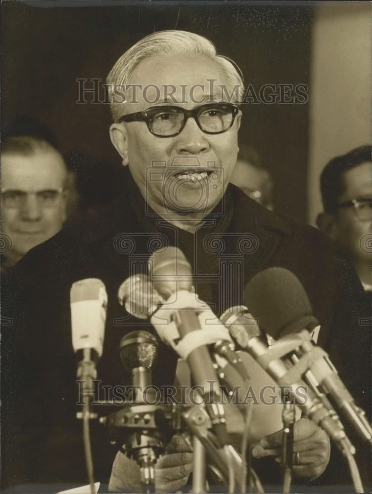 1973 Press Photo, Le Duc Tho Press Conference - Historic Images