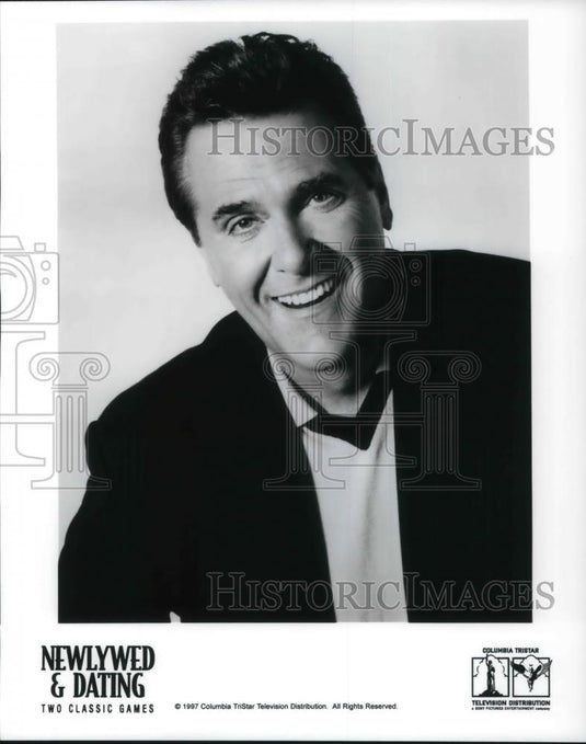1997 Press Photo Host of Newlywed & Dating Two Classic Games - cvp22437 - Historic Images