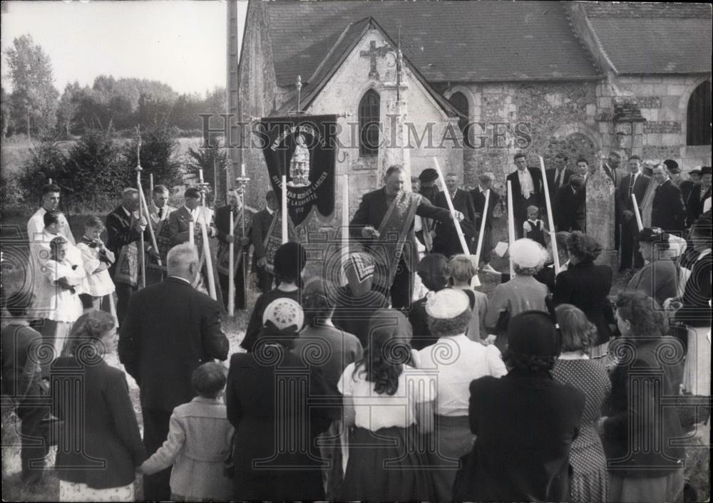 Press Photo Old Custom Revived in Normandy - Historic Images