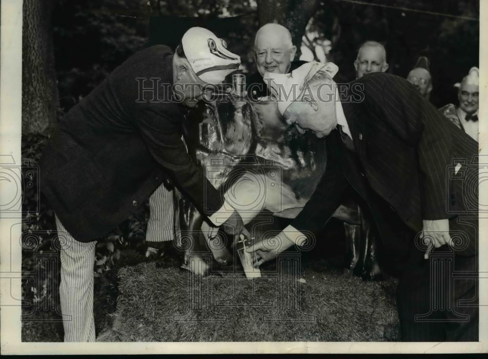 1938 Press Photo Joseph Himes of the Alfalfa Club and former Rep. B. Snell of NY - Historic Images