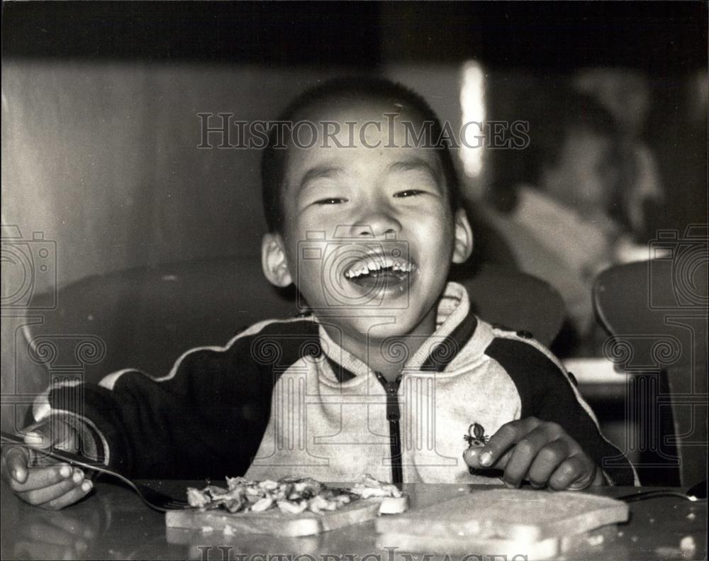 1978 Press Photo Vietnamese Refugees Start New Life In Old Army Barracks - Historic Images