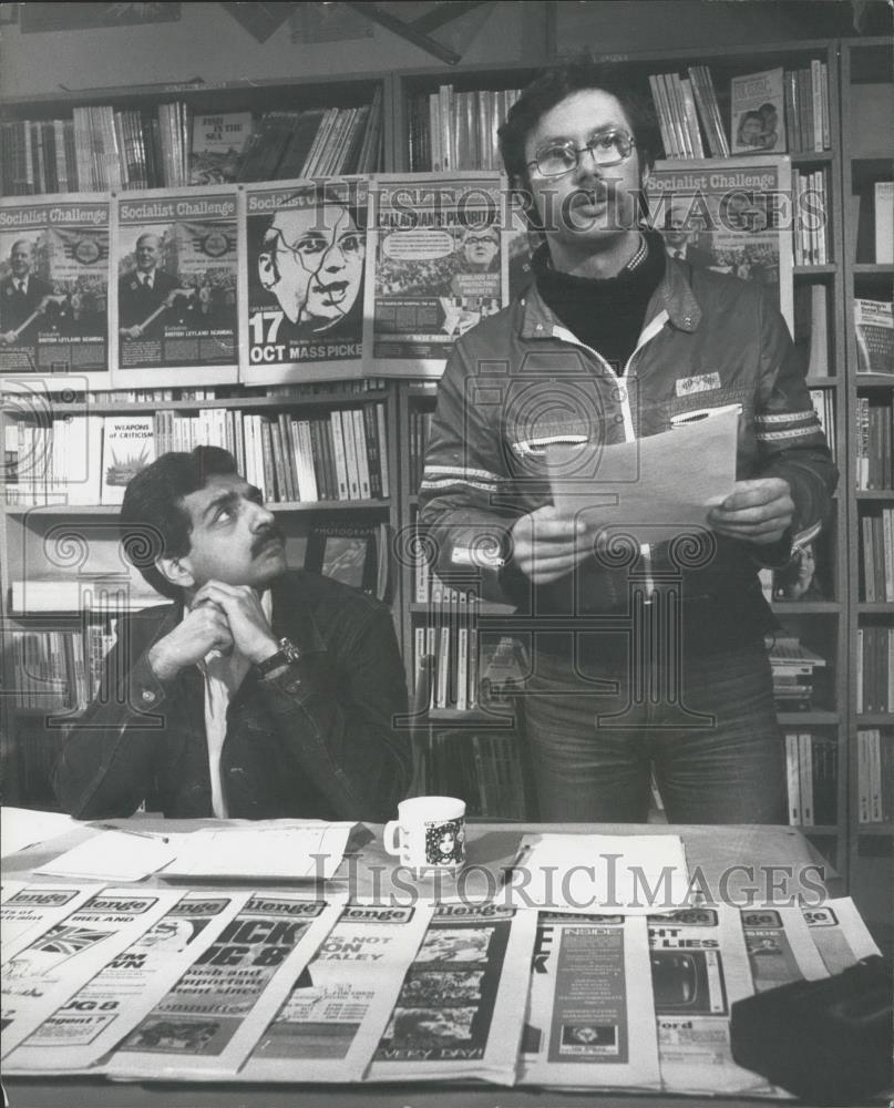 1977 Press Photo Peter Cooper The Man Who Taped Sir Richard Dobson 'Wogs' - Historic Images