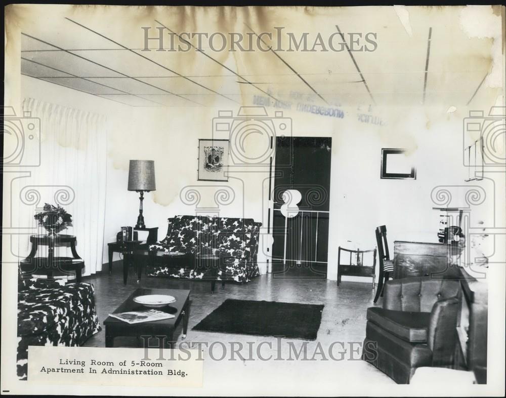 Press Photo Living Room of 5-Room Apartment in Administration Bldg. - Historic Images