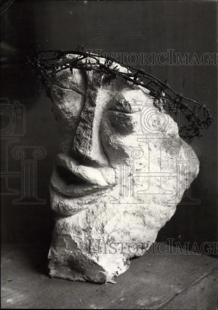 1958 Press Photo Holy Art at the Museum of Modern Art - Historic Images