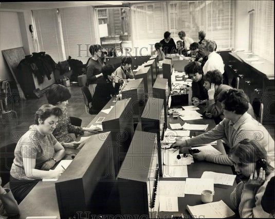 1967 Press Photo Police Emergency Information Room, Scotland Yard, London - Historic Images