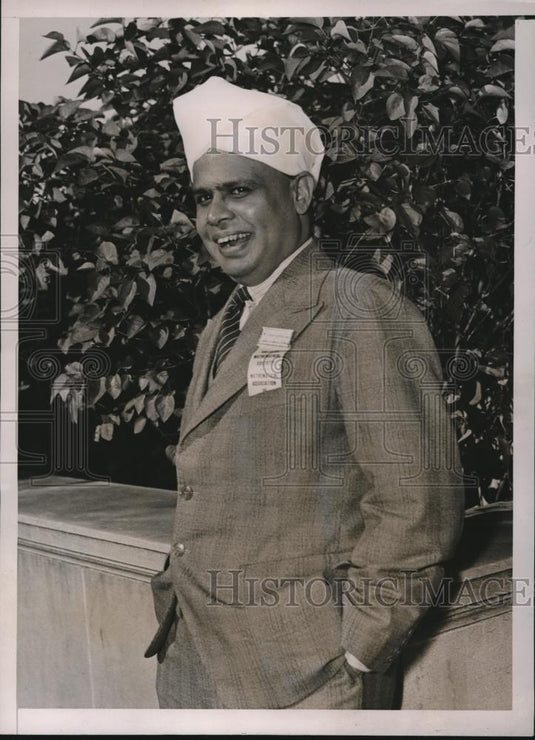 1936 Press Photo T. Vijayarahhavan of India at the Mathematician conference - Historic Images