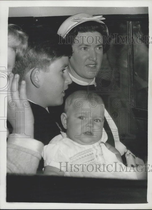 1960 Press Photo Queen Mother Celebrates Her 60th Birthday - Historic Images